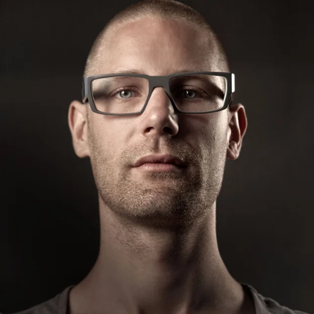 Artwork: Frontliner - Frontliner giveaway set