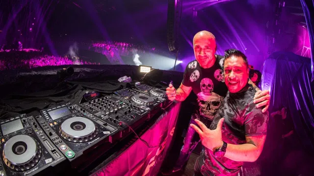 Artwork: Paul Elstak vs The Viper @ Reverze 2018