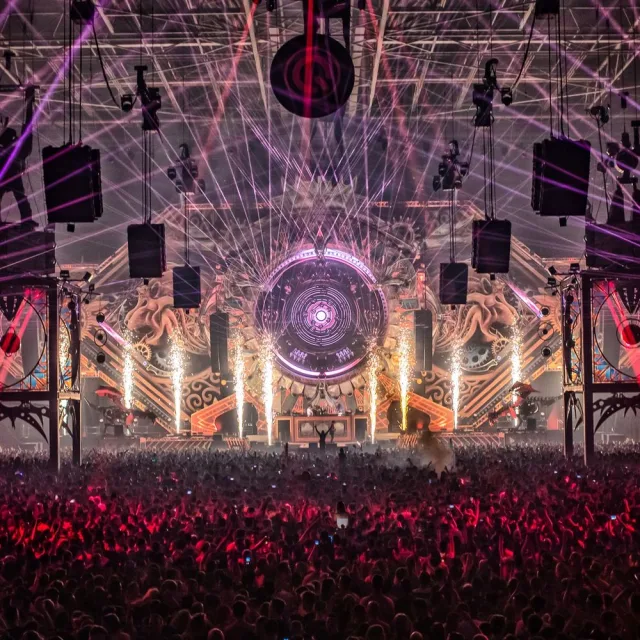 Artwork: Resonant - Resonant Hardstyle Favorites #1.0