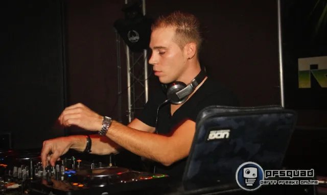 Artwork: Bassjunky - Euphoria to Raw mix
