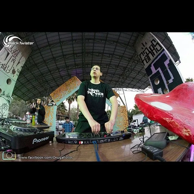 Artwork: Ariel Beat - USTM Presents - Hard Trance Revolution #4
