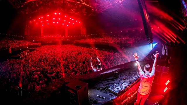 Artwork: Mark With a K @ Reverze 2018