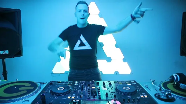 Artwork: Delt-A - 30 Minutes of Euphoric Hardstyle