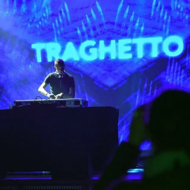 Artwork: Traghetto - Vroeger Was Alles Beter 2018 Warming Up Mix