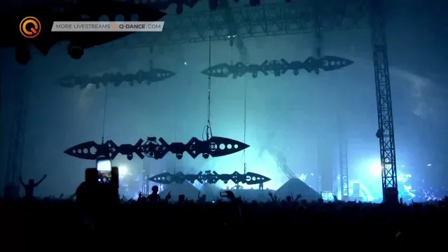 Artwork: Headhunterz @ Defqon.1 2018 Friday Blue