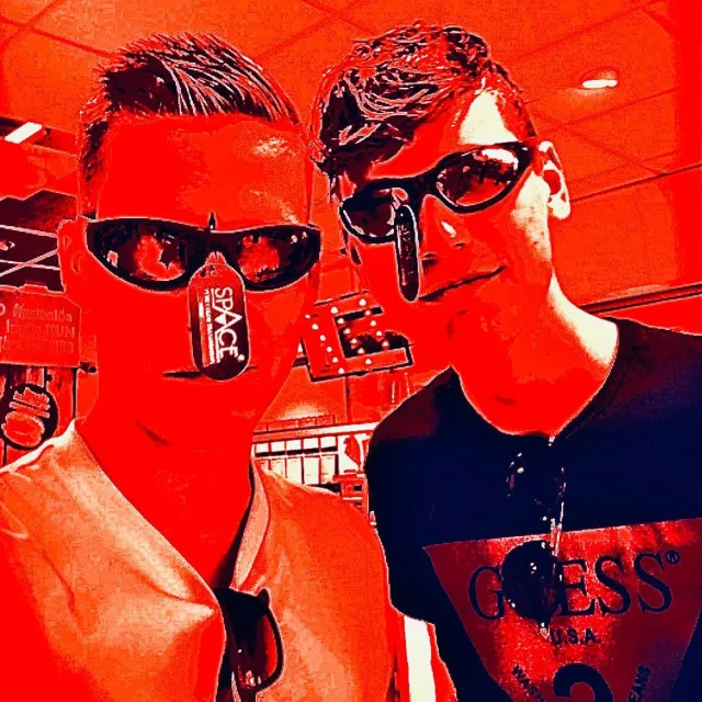 Artwork: Cro (Now Only @ Soundcloud!) - techCRO & TimmyWho gingen dansmuziek draaien