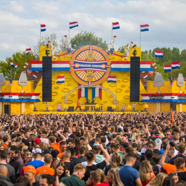 Artwork: Charger - Supersized Kingsday 2019 Warm Up Mix