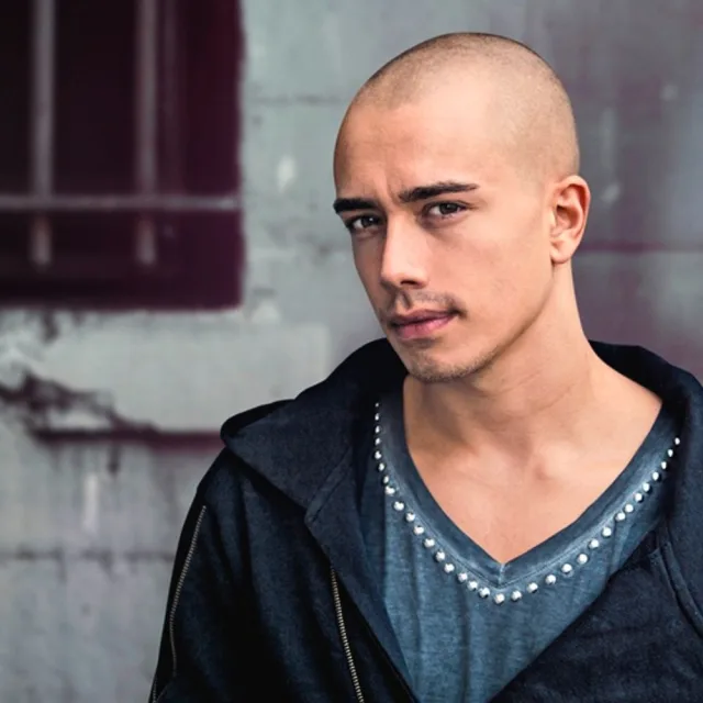 Artwork: Nuracore - Headhunterz