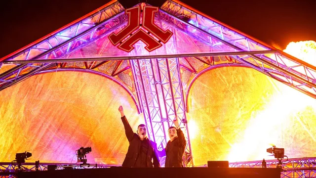 Artwork: Gunz For Hire - Defqon.1 @ Home 2021