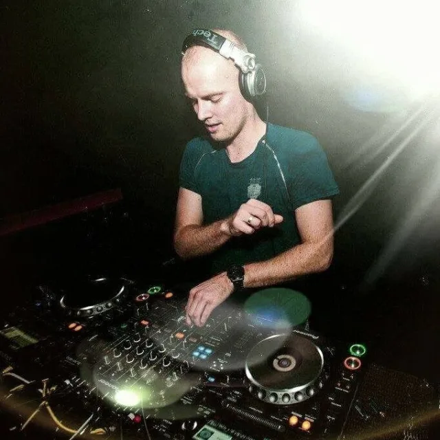 Artwork: The Inside Man - The Inside Man Hardstyle Paradise 16-12-17 Rerun Xtra RAW