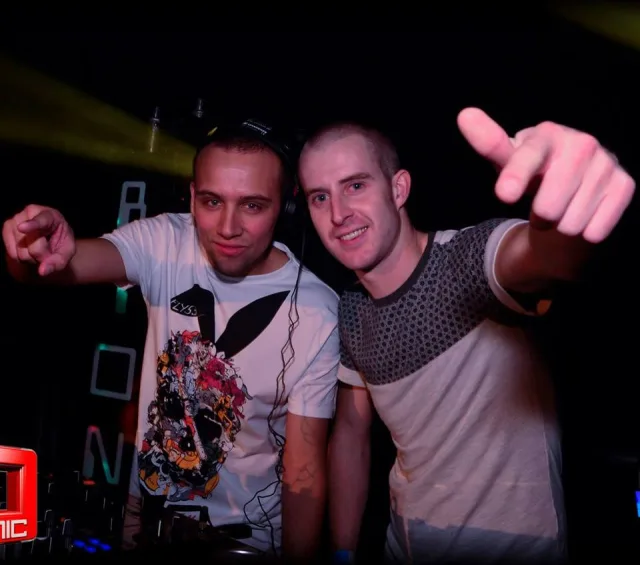 Cover: Tatarola and Cold Mash - (Side E-Fect & Mike Steventon Mash up)