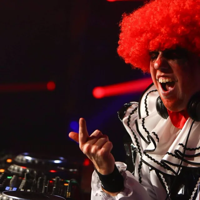 Cover: DJ Thera - Carnaval 2017 Free Download Package