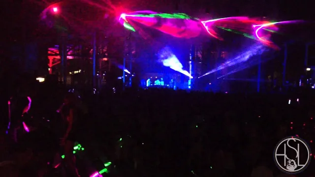 Cover: Da Tweekaz ft Anklebreaker - Music Is My Drug (Live At Bass Control 2013)