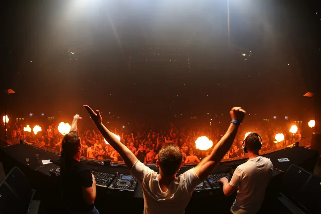 Cover: DJ Thera - Bang Bang (Knock Out 2014 DJ Tool)