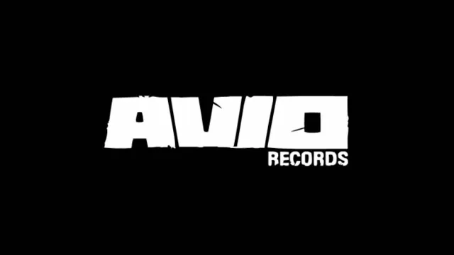 Cover: Low-E vs Alter Egosz - W.T.F. (AVIO Edit)