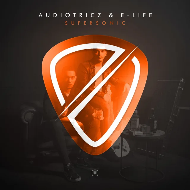 Cover: Audiotricz ft. E-Life - Supersonic