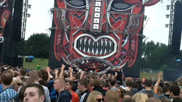 Cover: Noisecontrollers - All Around The World (Deep Mix)