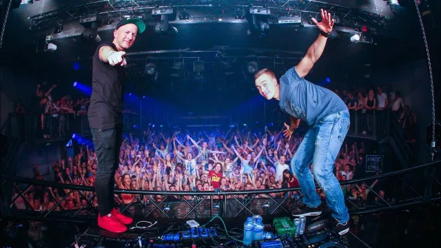 Cover: Headhunterz - TBA?