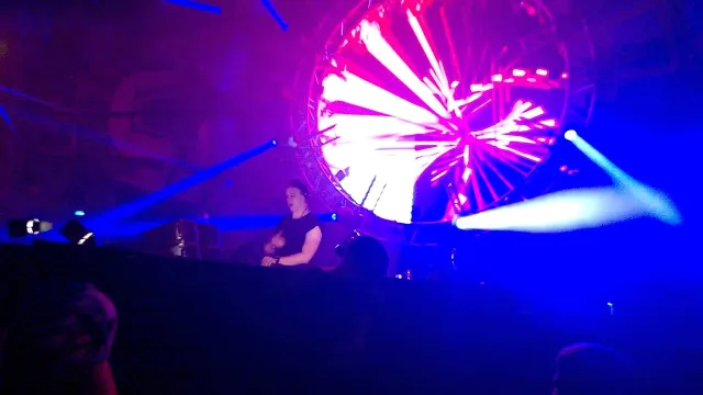 Cover: Radical Redemption http://tinyurl.com/djradicalredemption - Q-Base Tribute